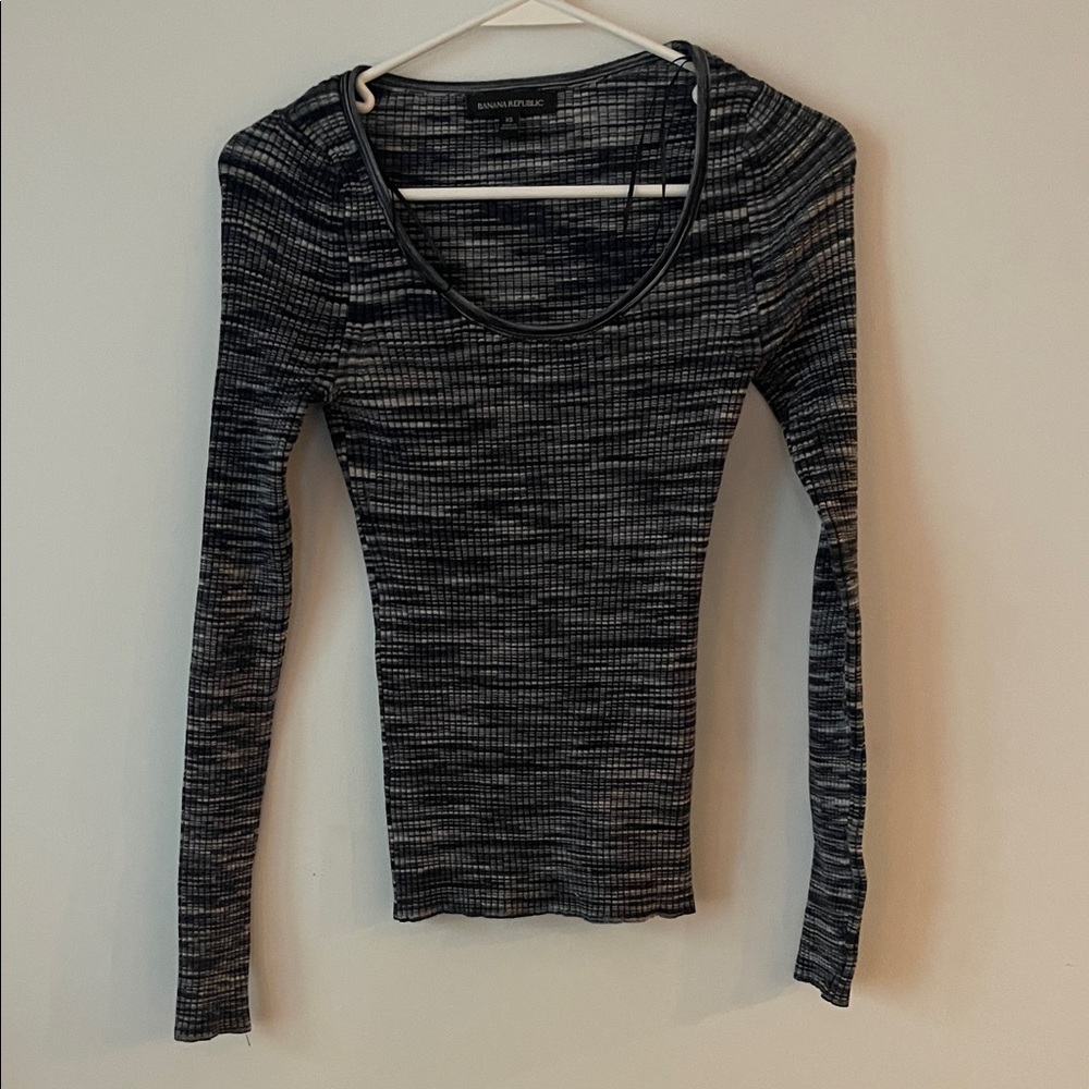 Banana Republic Navy and Gray Long Sleeve Top
